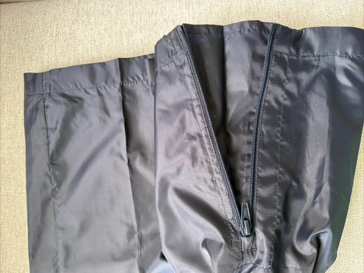 AW Splash Pants - Size Medium image indicator(10)