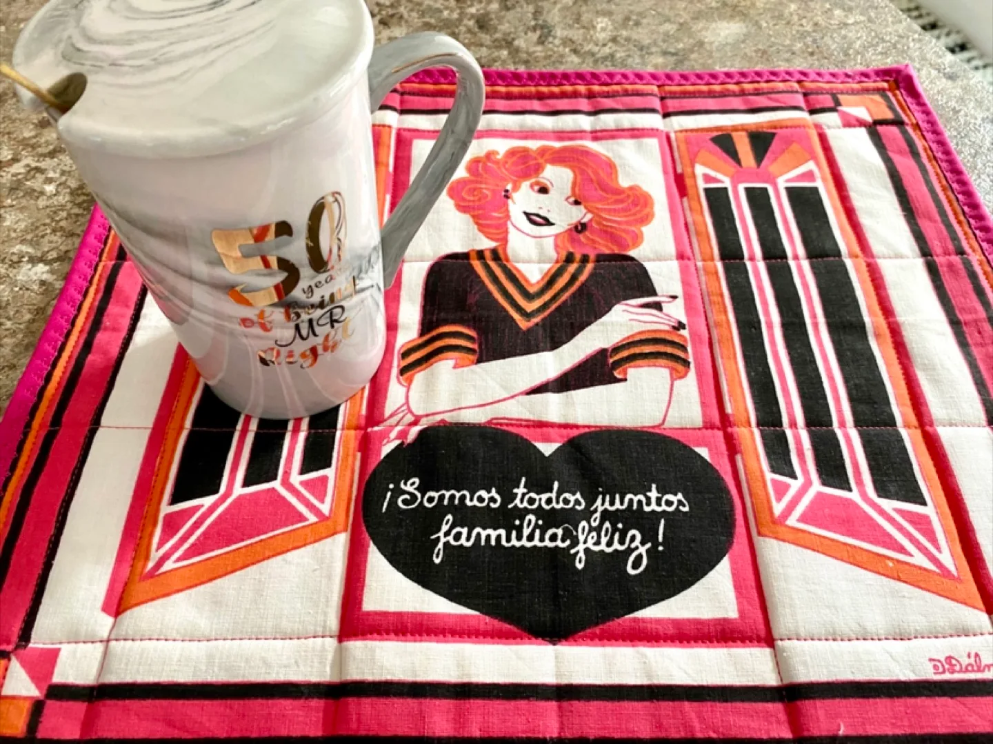 Handmade Quilted Snack Mat.  with Retro Design image indicator(4)