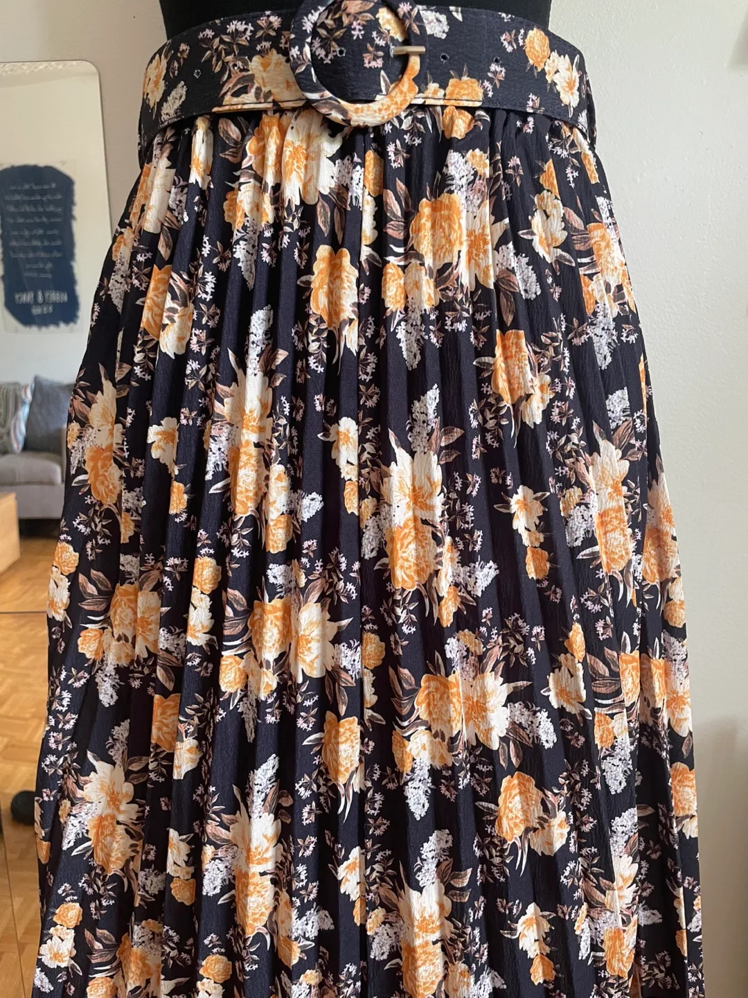 Floral Pleated Midi Skirt with Belt image indicator(5)