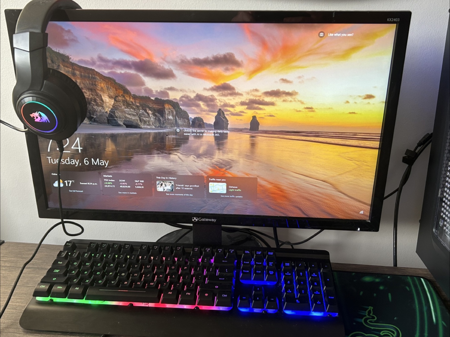 Gaming PC  -  Keyboard, PC, headset