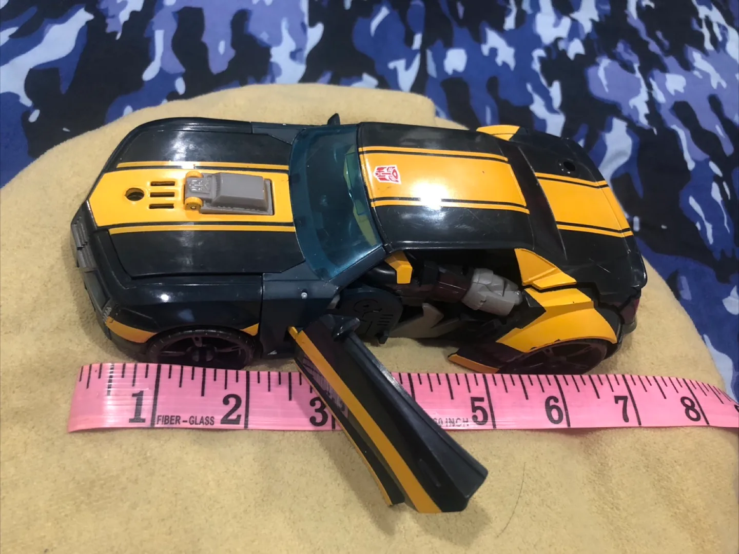 🏒 Transformers Bumblebee Camaro Toy Car image indicator(8)