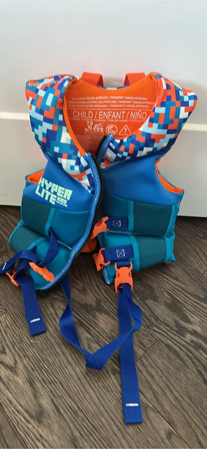 Kids Hyper Lite Life Jacket - Size 2-6 years image indicator(2)