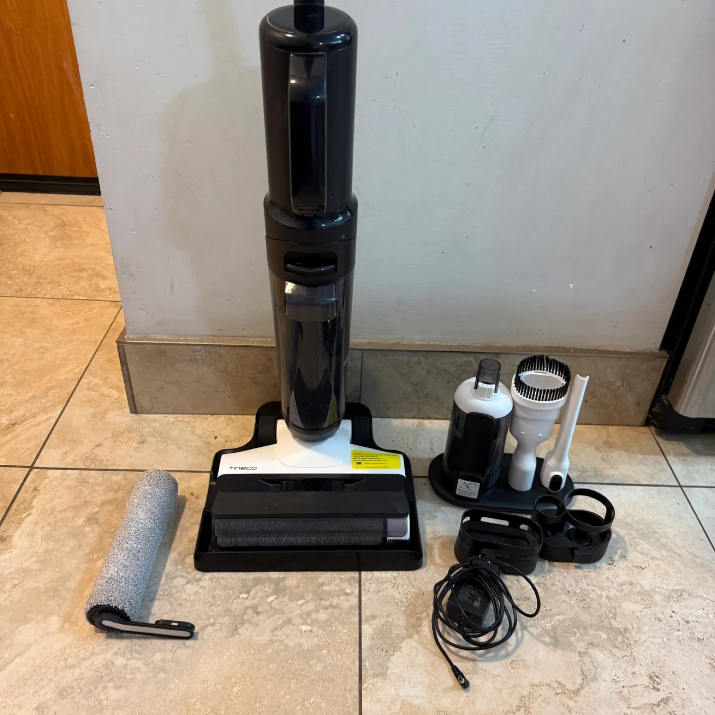 Tineco Floor One S3 Cordless Wet Dry Vacuum Cleaner thumbnail