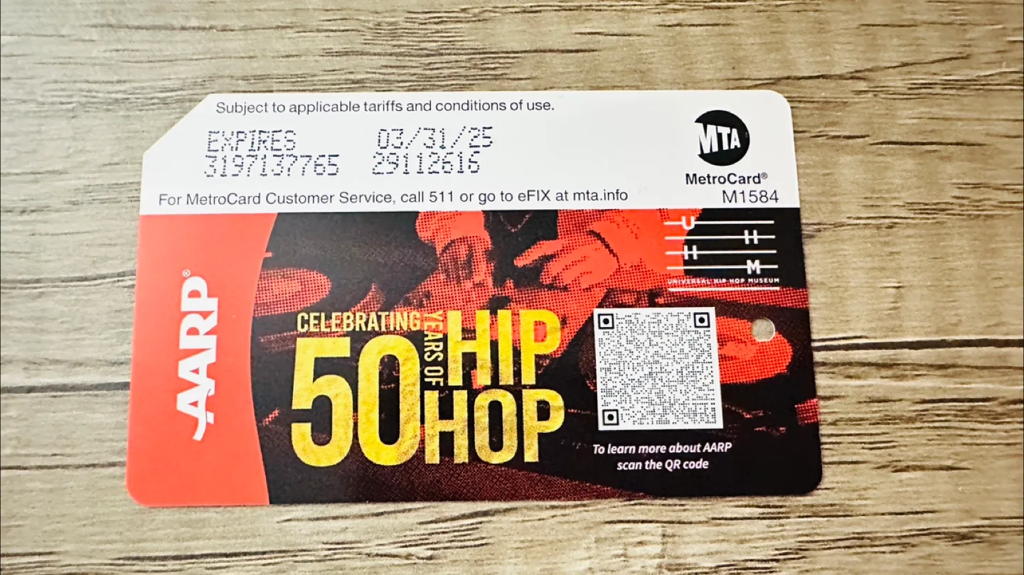 Lot of 5 Collectible MTA MetroCards image indicator(10)