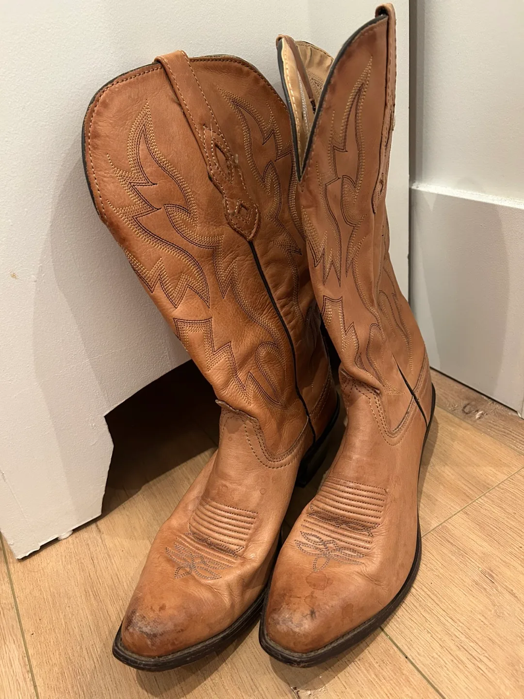 Women's Nocona Brown Leather Cowboy Boots image indicator(2)
