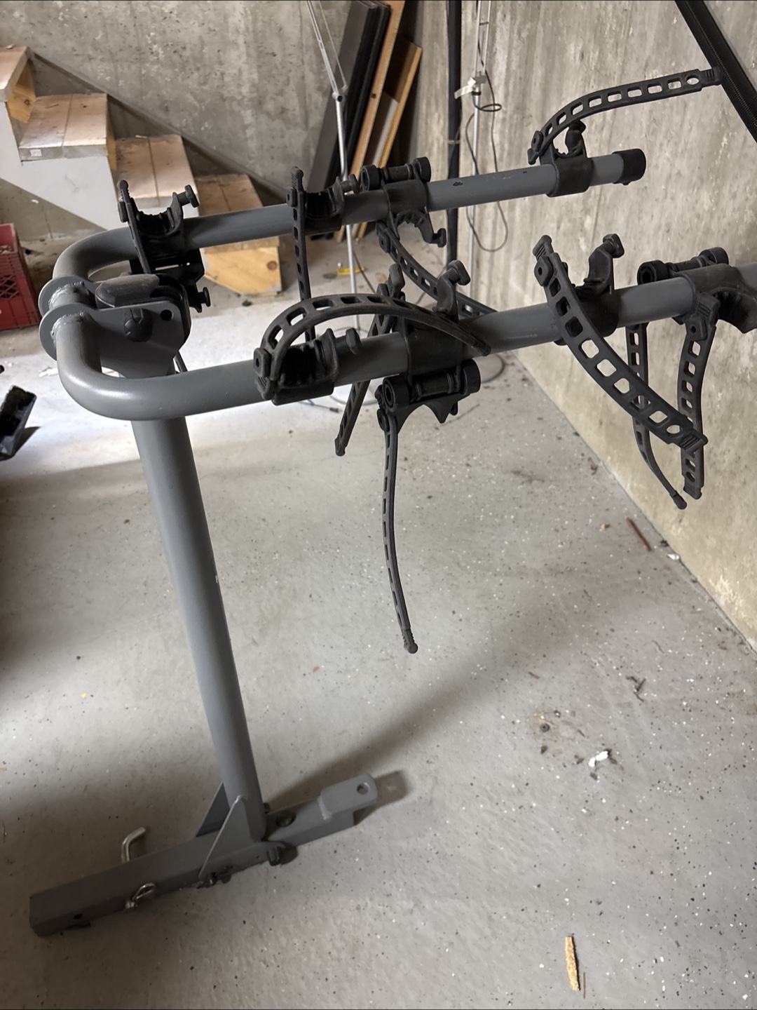 Saris Bones 4-Bike Hitch Mount Rack