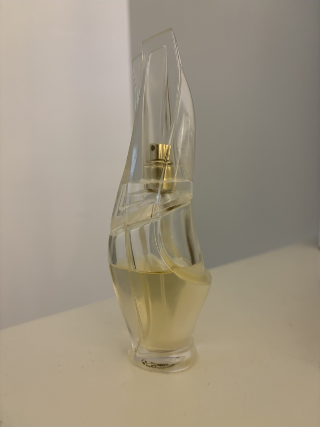 Donna Karan Cashmere Mist Eau de Parfum Spray - photo 2
