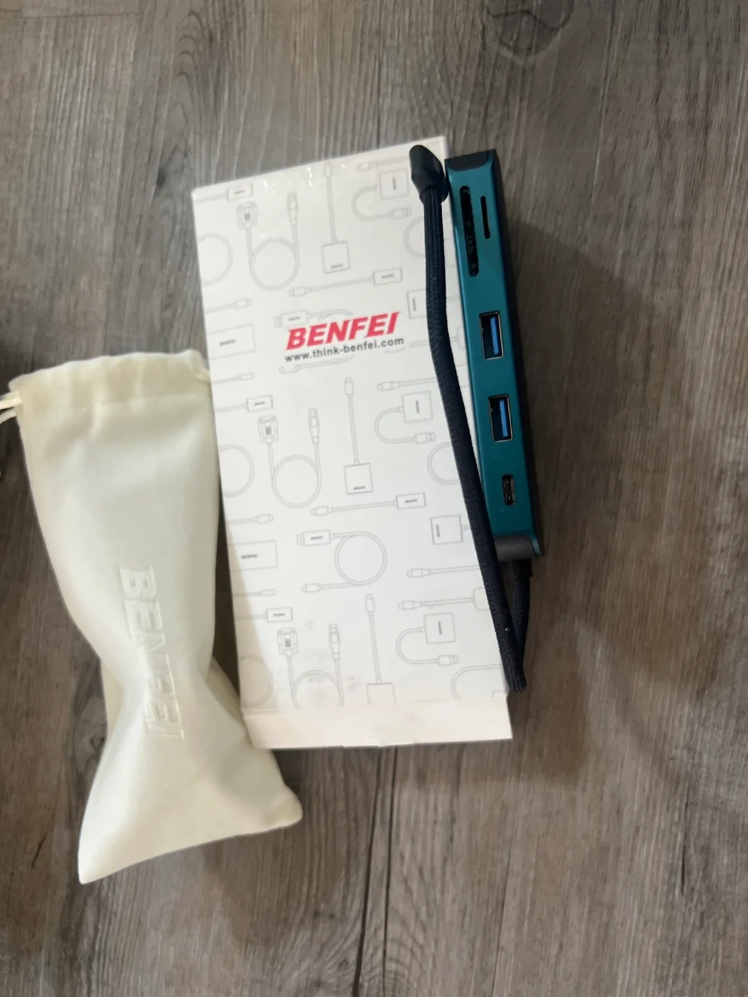 BENFEI USB-C Hub - Multiport Adapter thumbnail