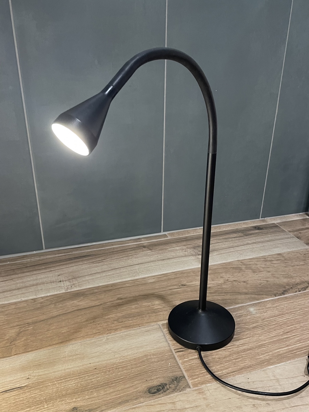 Black Gooseneck Desk Lamp