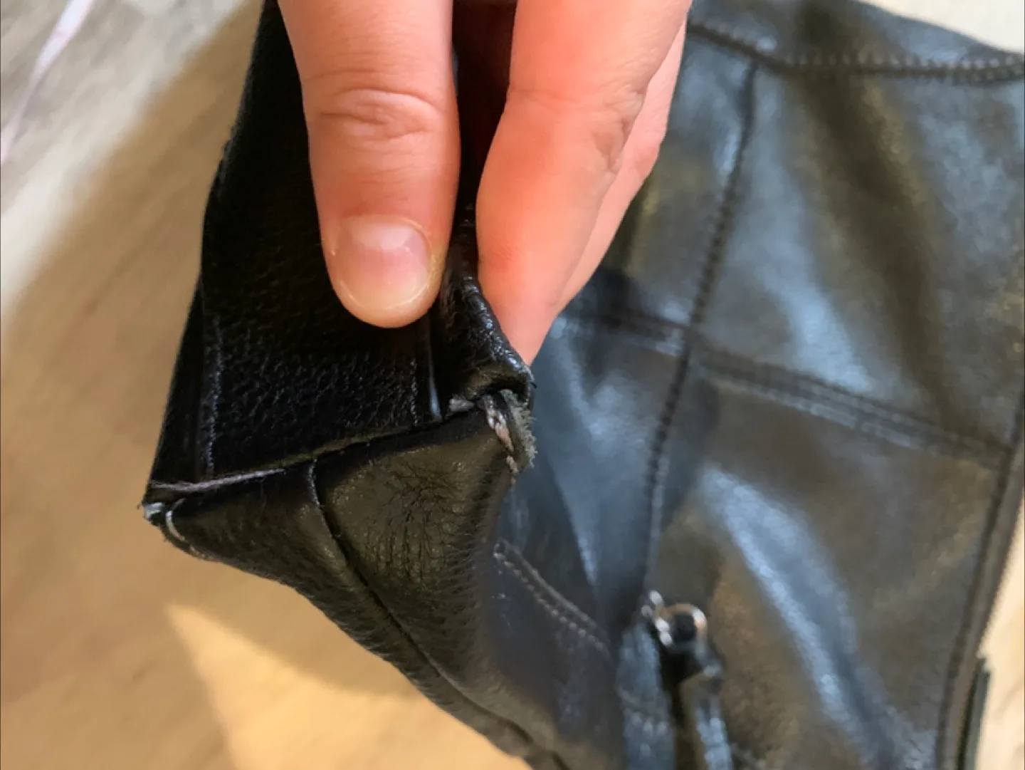 The Sak Iris Black Pebbled Leather Crossbody Bag 🏒 image indicator(10)