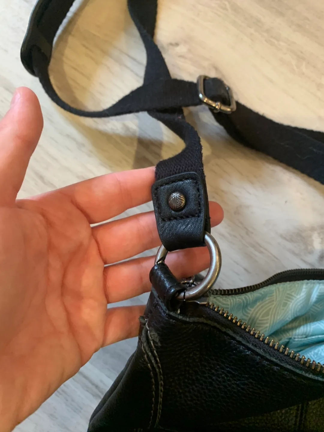 The Sak Iris Black Pebbled Leather Crossbody Bag 🏒 image indicator(6)