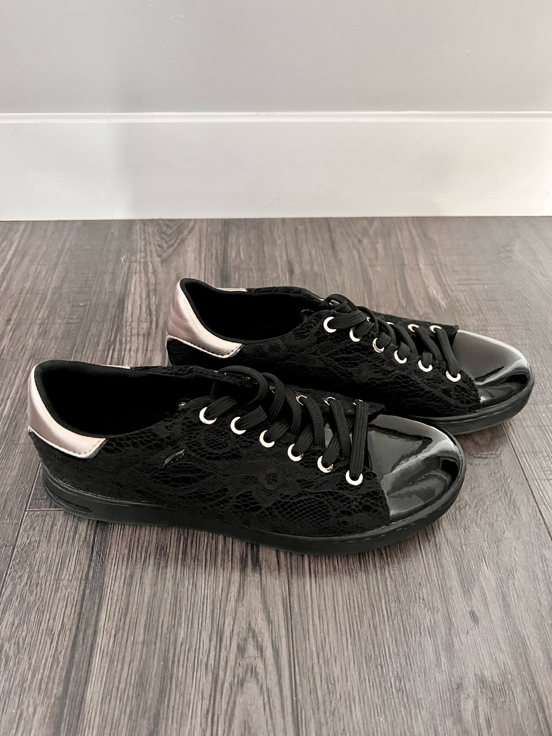 GEOX Respira Women's Black Lace Sneakers - photo 2