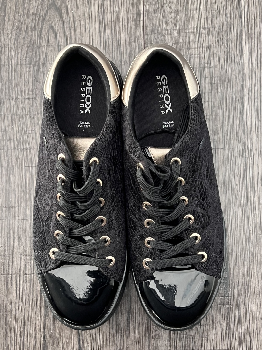 GEOX Respira Women's Black Lace Sneakers - photo 3