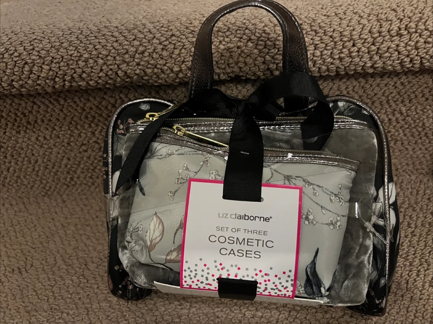 Liz Claiborne 3-Piece Cosmetic Travel Case Set thumbnail