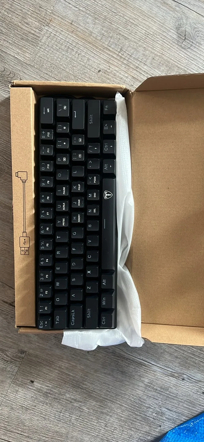 New Black Wired Mechanical Keyboard thumbnail