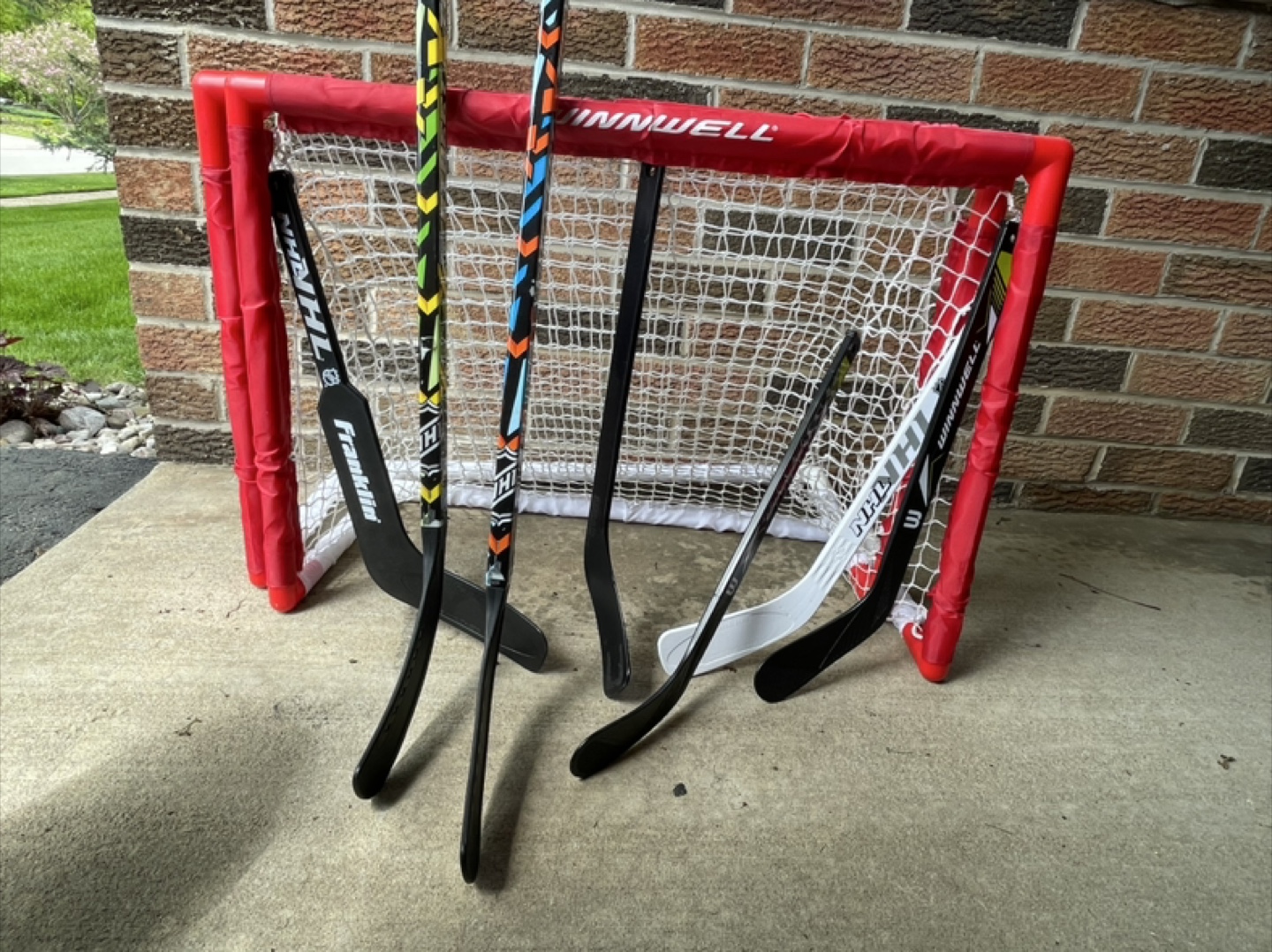 Mini stick nets and lot of 7 sticks