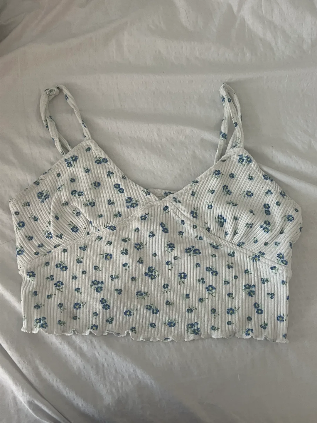 flower tank top thumbnail