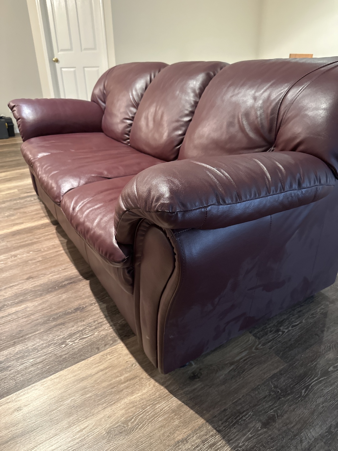 Burgundy Leather Sofa - photo 3