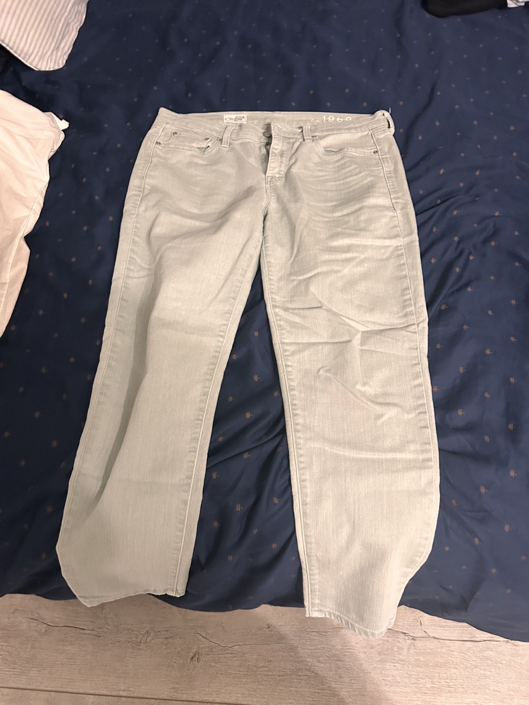 Women’s jeans