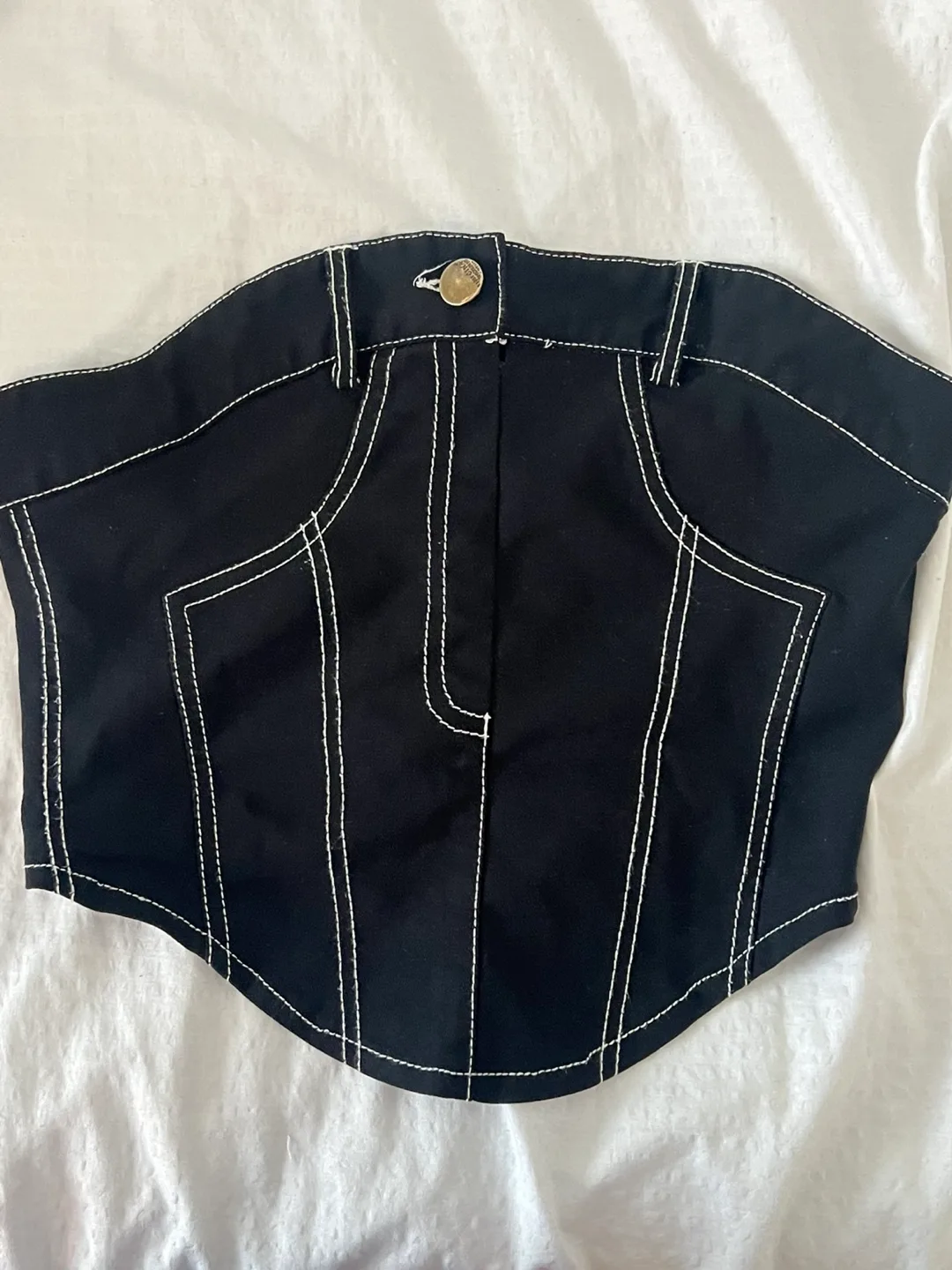 cropped tank top thumbnail