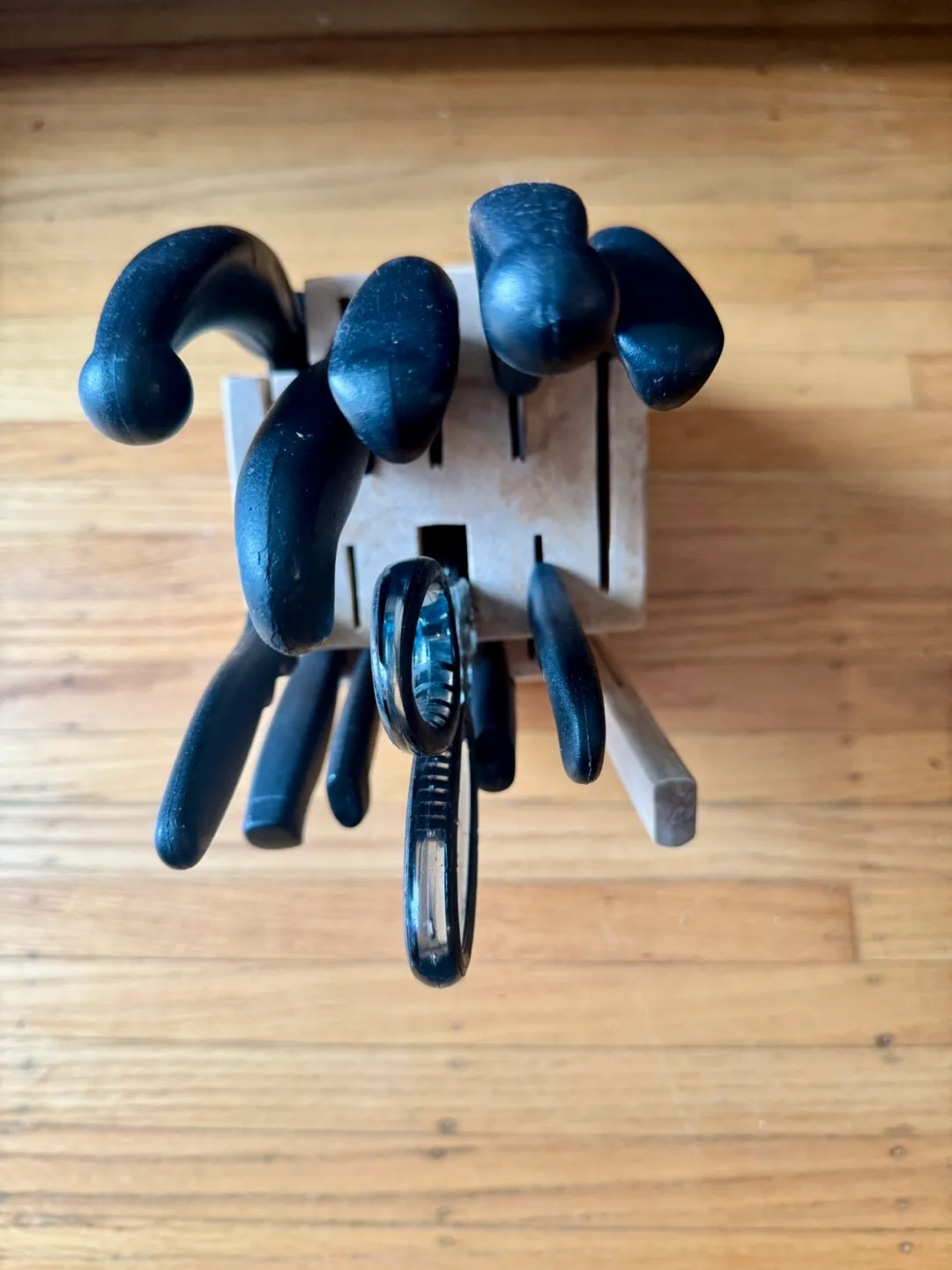 Kitchen Knife Set with Block thumbnail