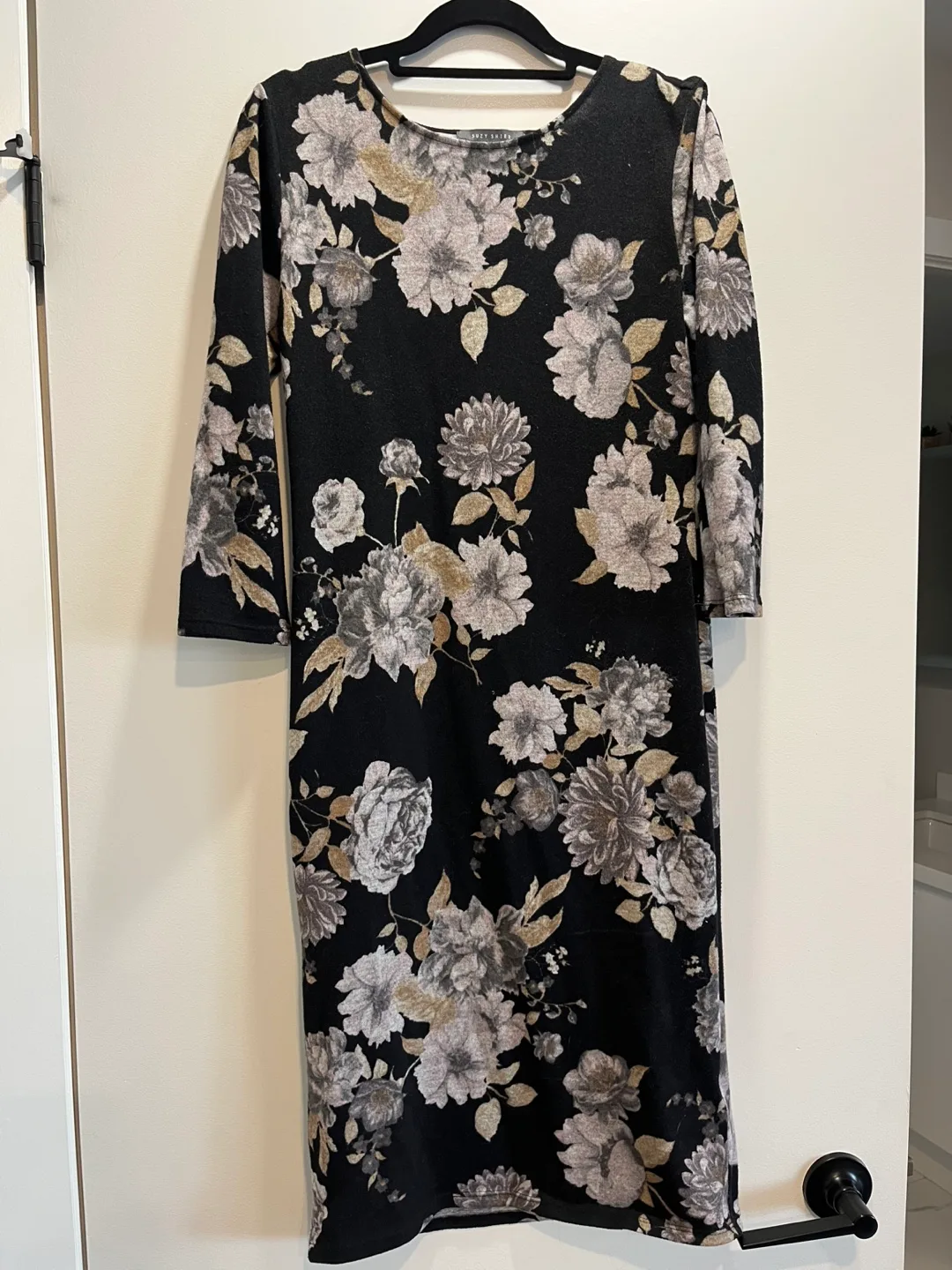 Suzy Shier Floral Midi Dress - Size Small thumbnail
