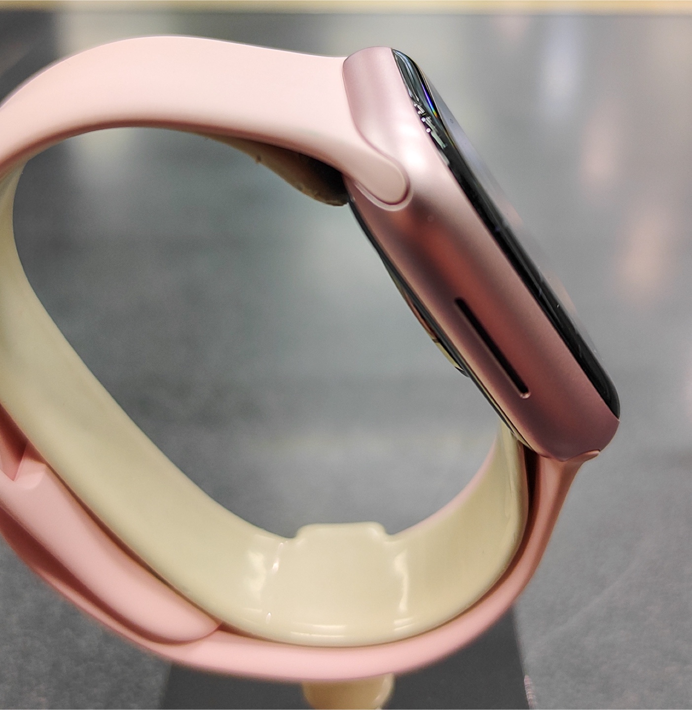 Apple Watch Series 9 - 41mm with Pink Sport Band - photo 5