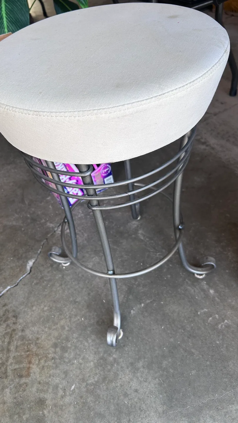 Vanity Stool with Metal Frame thumbnail