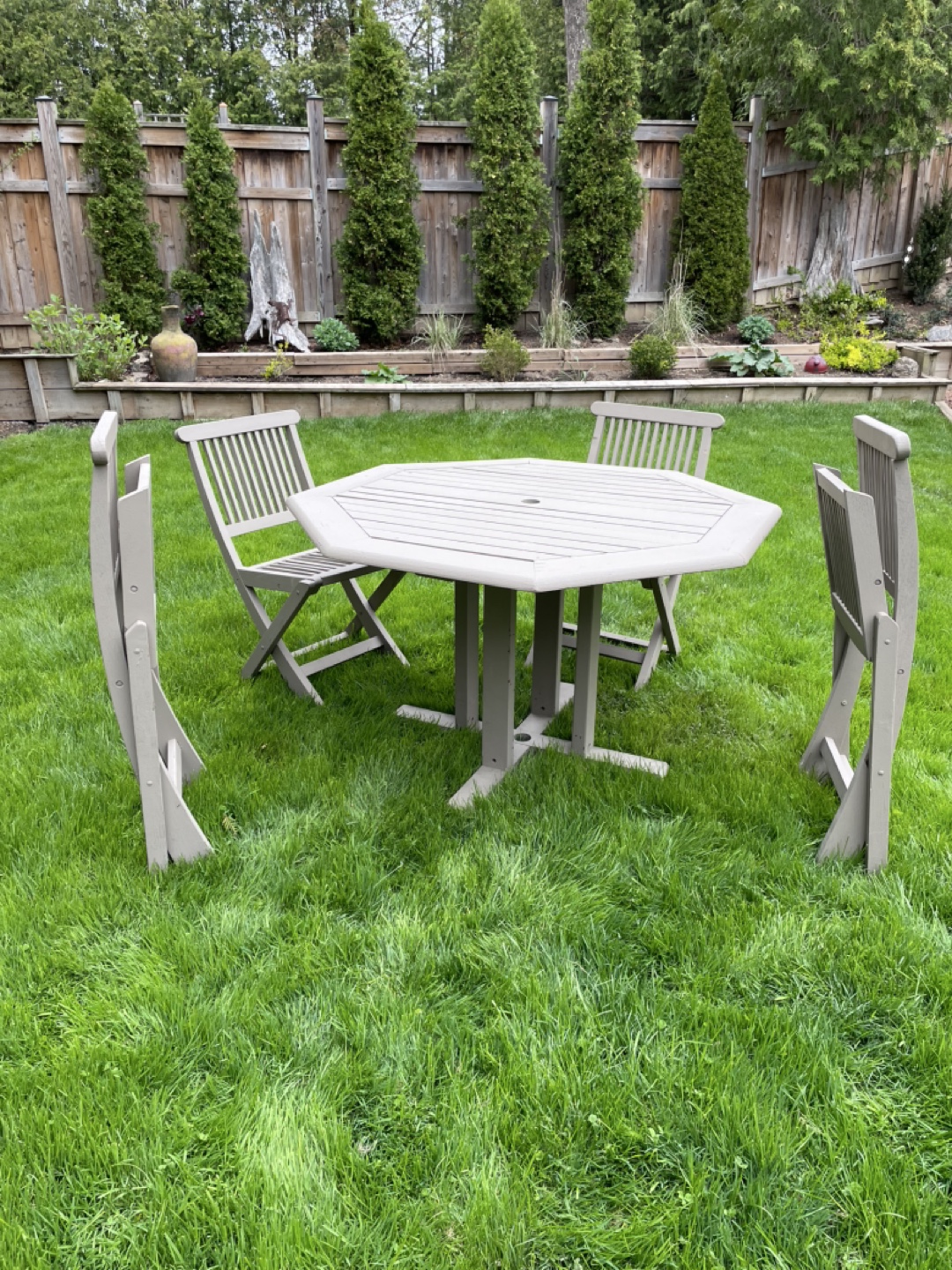 Teak Outdoor Patio Set - Octagon Table and Four Folding Chairs - photo 2
