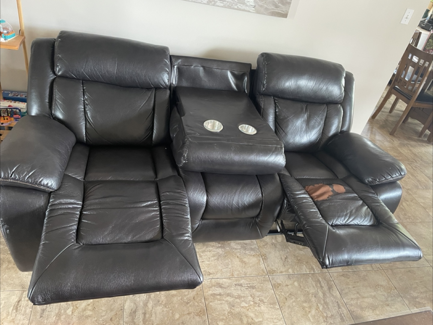 Reclining Leather Sofas With Console - photo 3
