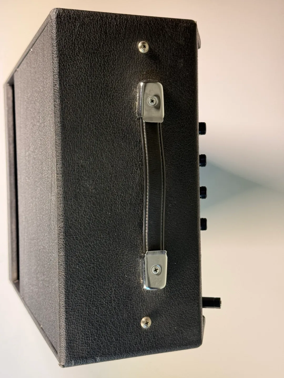 Vintage Tempo Guitar Amplifier image indicator(4)