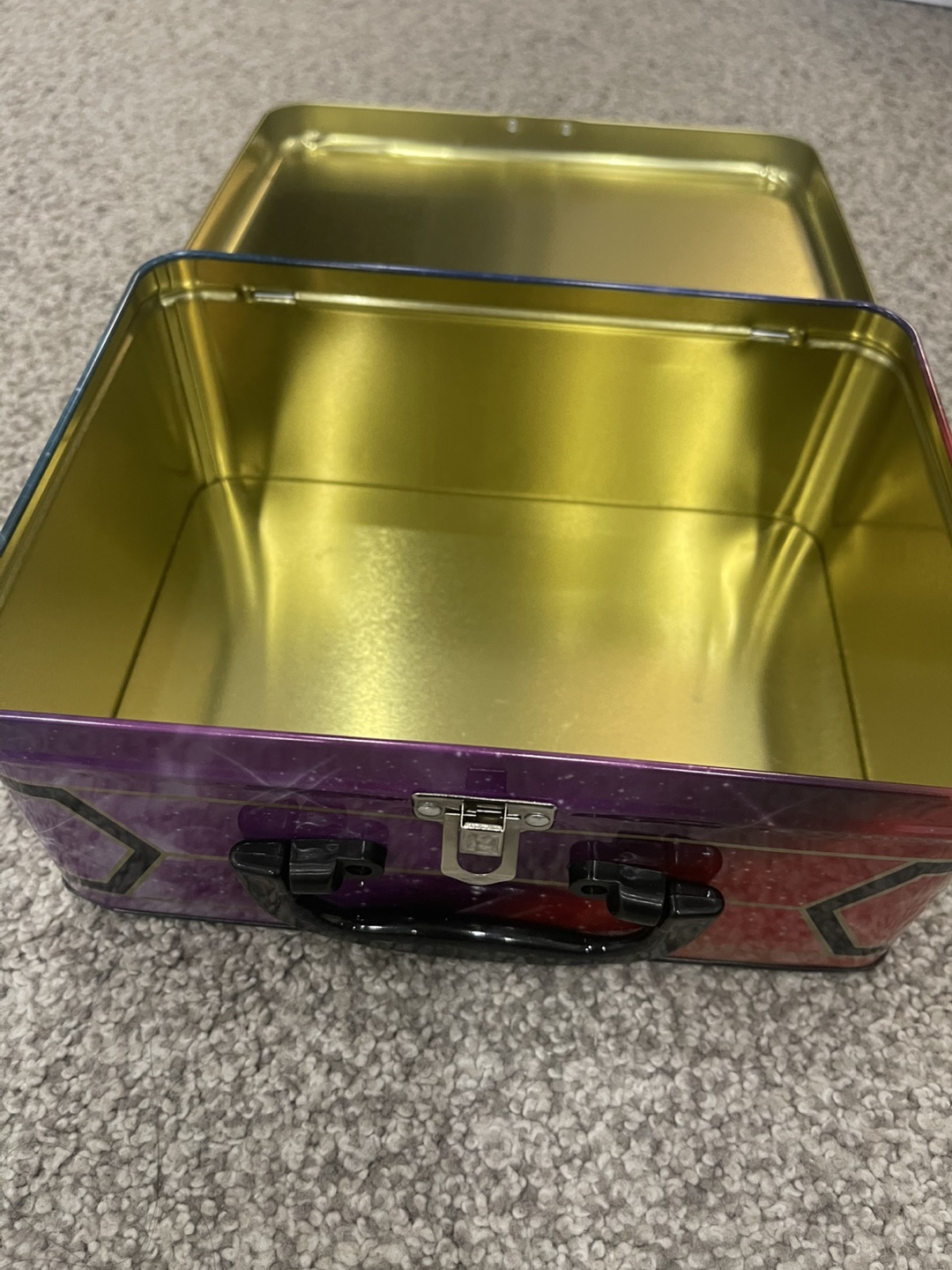 Pokemon Trading Card Game Tin 🏒 - photo 3