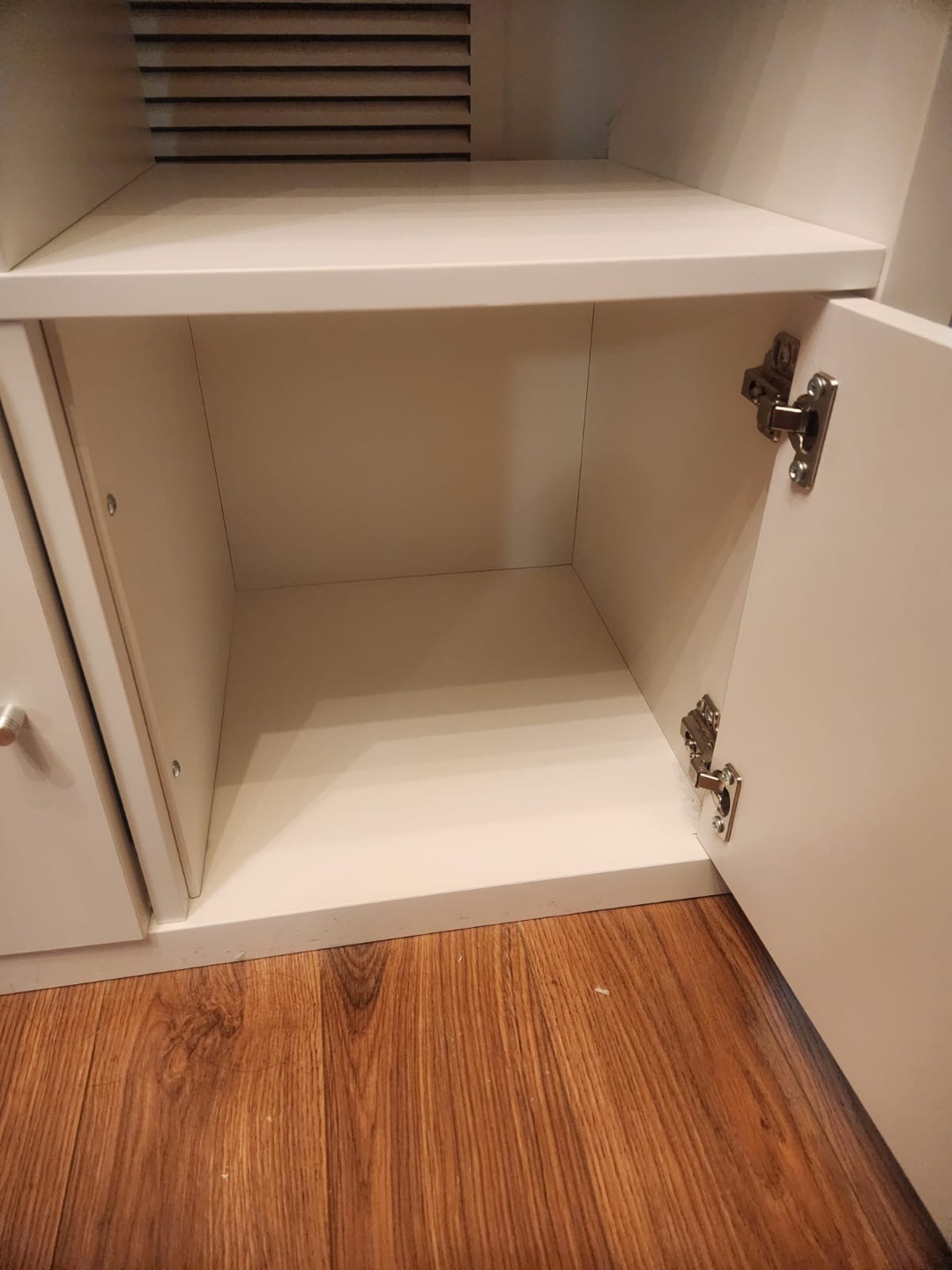 IKEA Kallax Shelving Unit with Wine Rack - photo 3