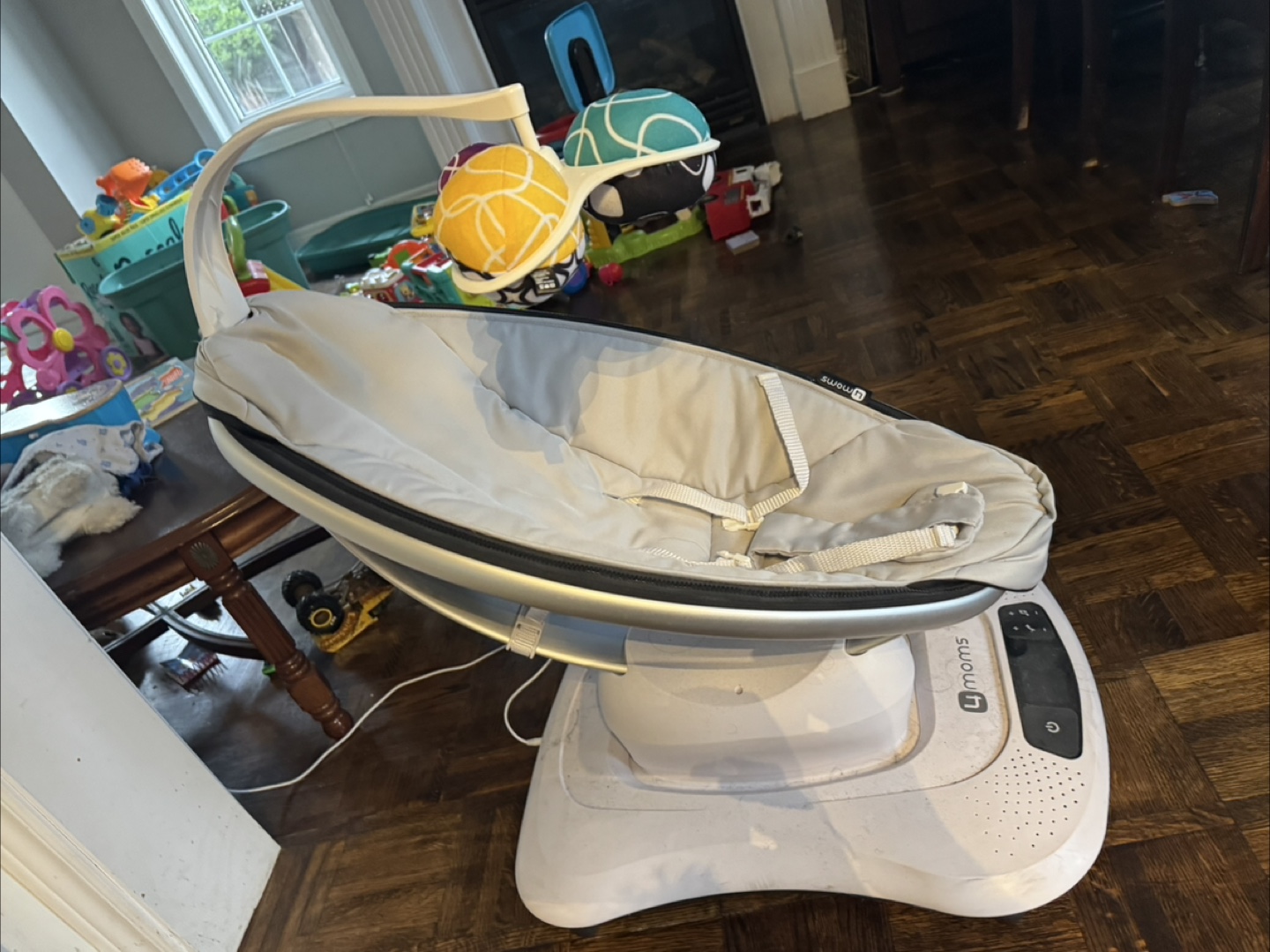 4moms mamaRoo Baby Swing