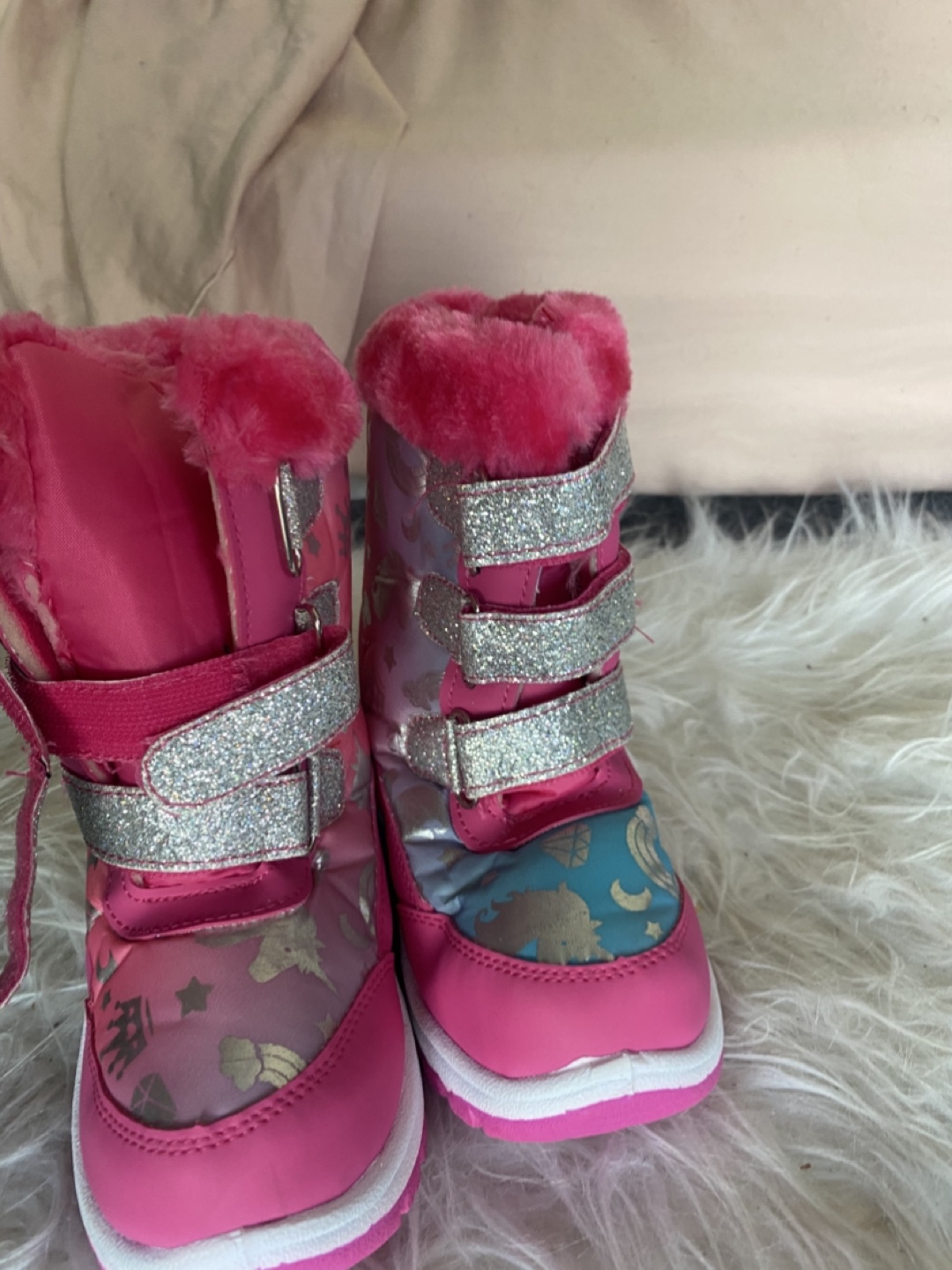 Girls' Pink Unicorn Winter Boots Size 7 - photo 2