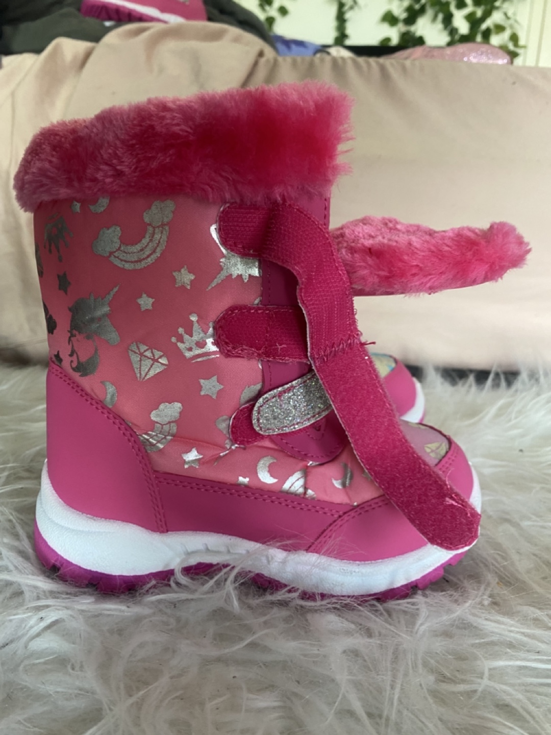 Girls' Pink Unicorn Winter Boots Size 7