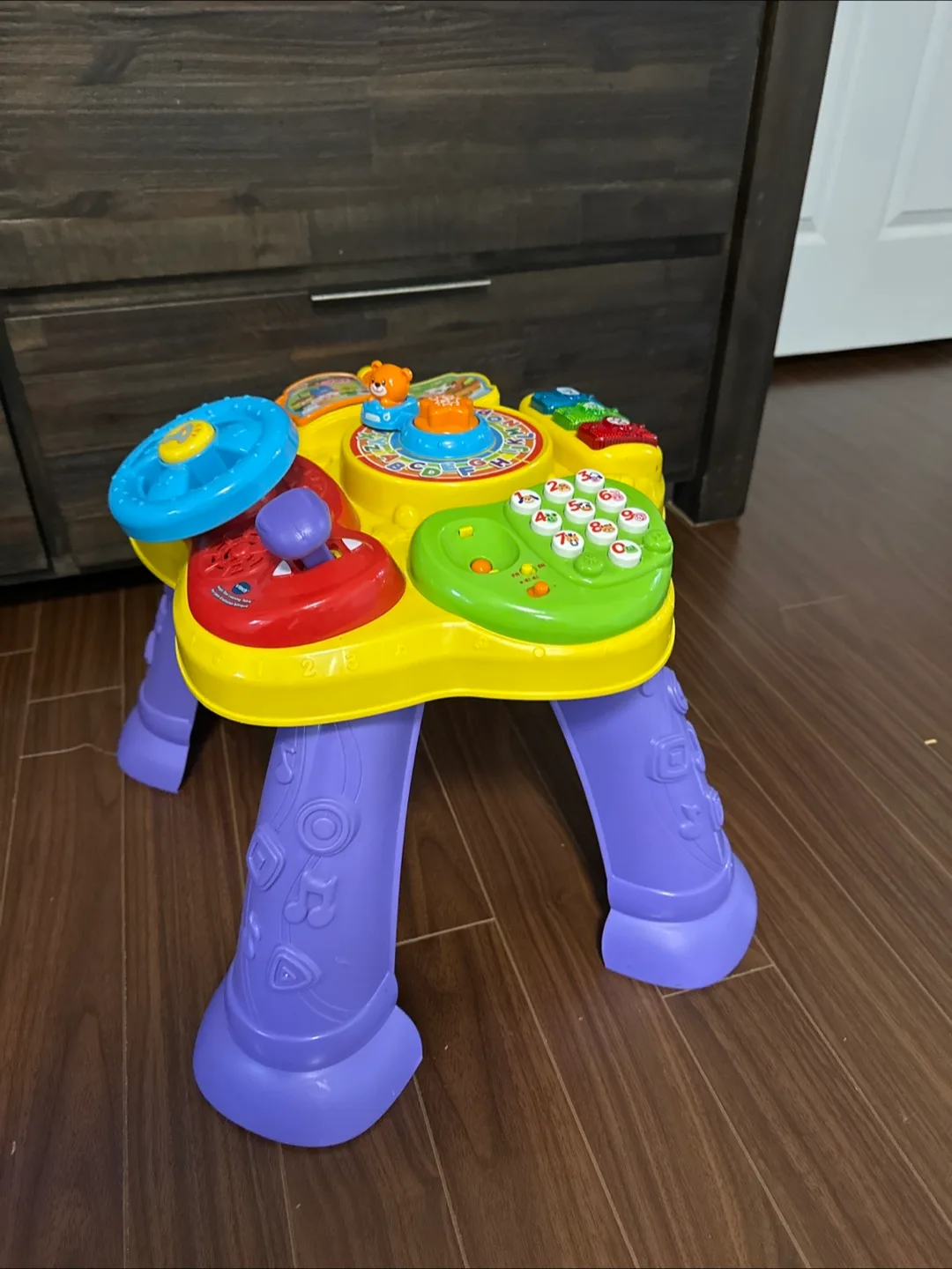 VTech Sit-to-Stand Activity Table thumbnail