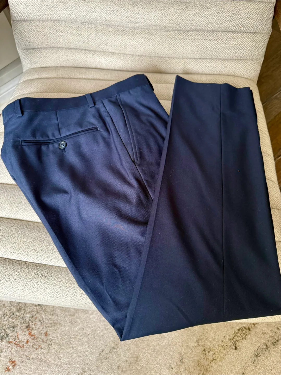 1670 Boy’s Navy Blue Suit image indicator(3)