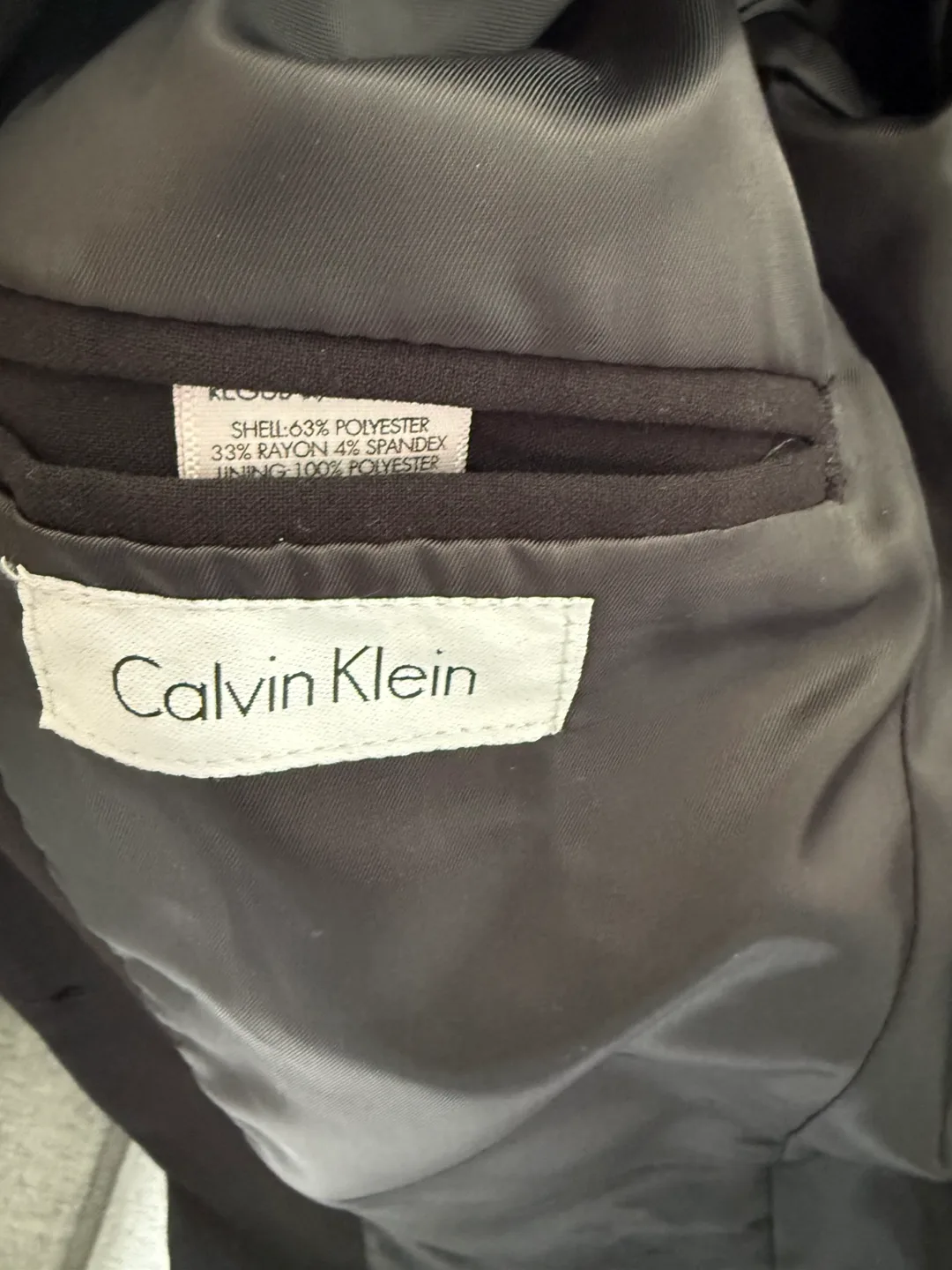 Calvin Klein Boys' Black Suit Size 30x30 image indicator(6)