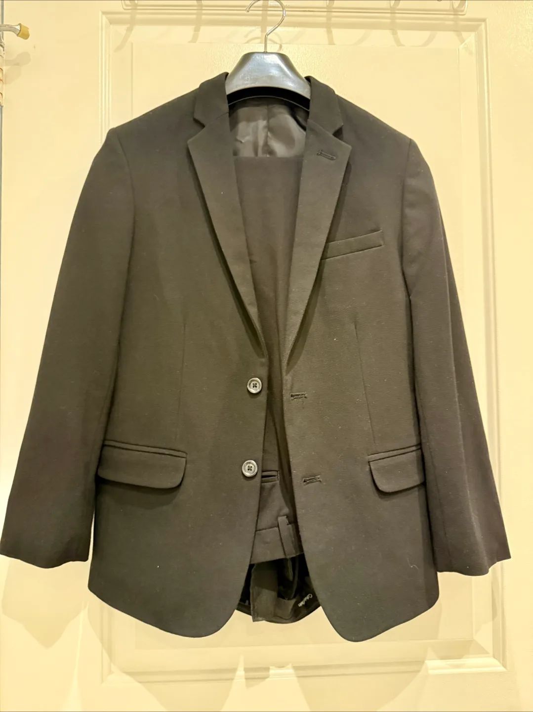 Calvin Klein Boys' Black Suit Size 30x30 image indicator(2)