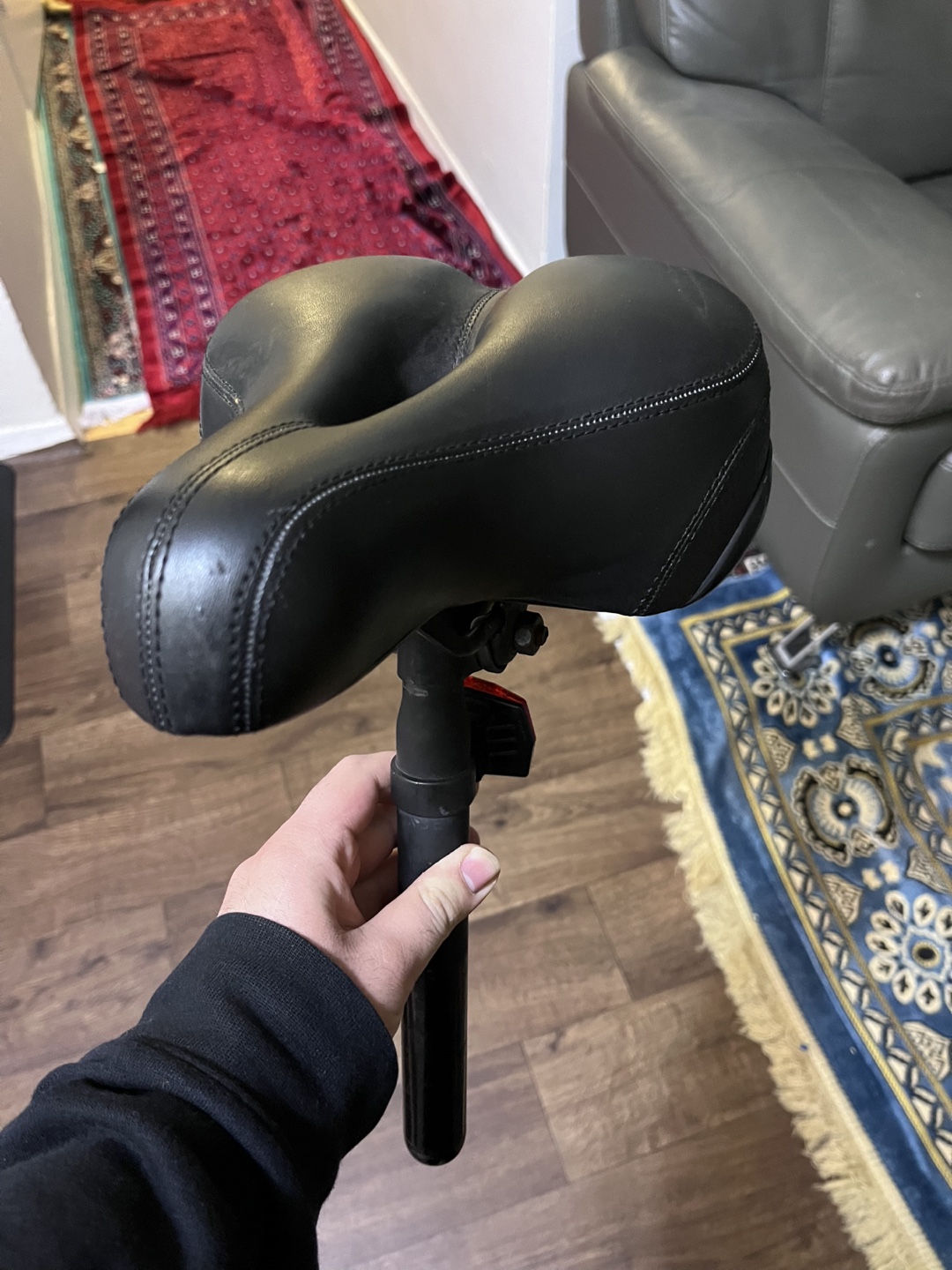 Bike wide foam Seat with seat post/pole