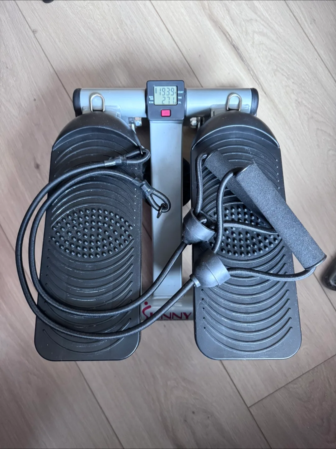 Sunny Health & Fitness Mini Stepper image indicator(2)