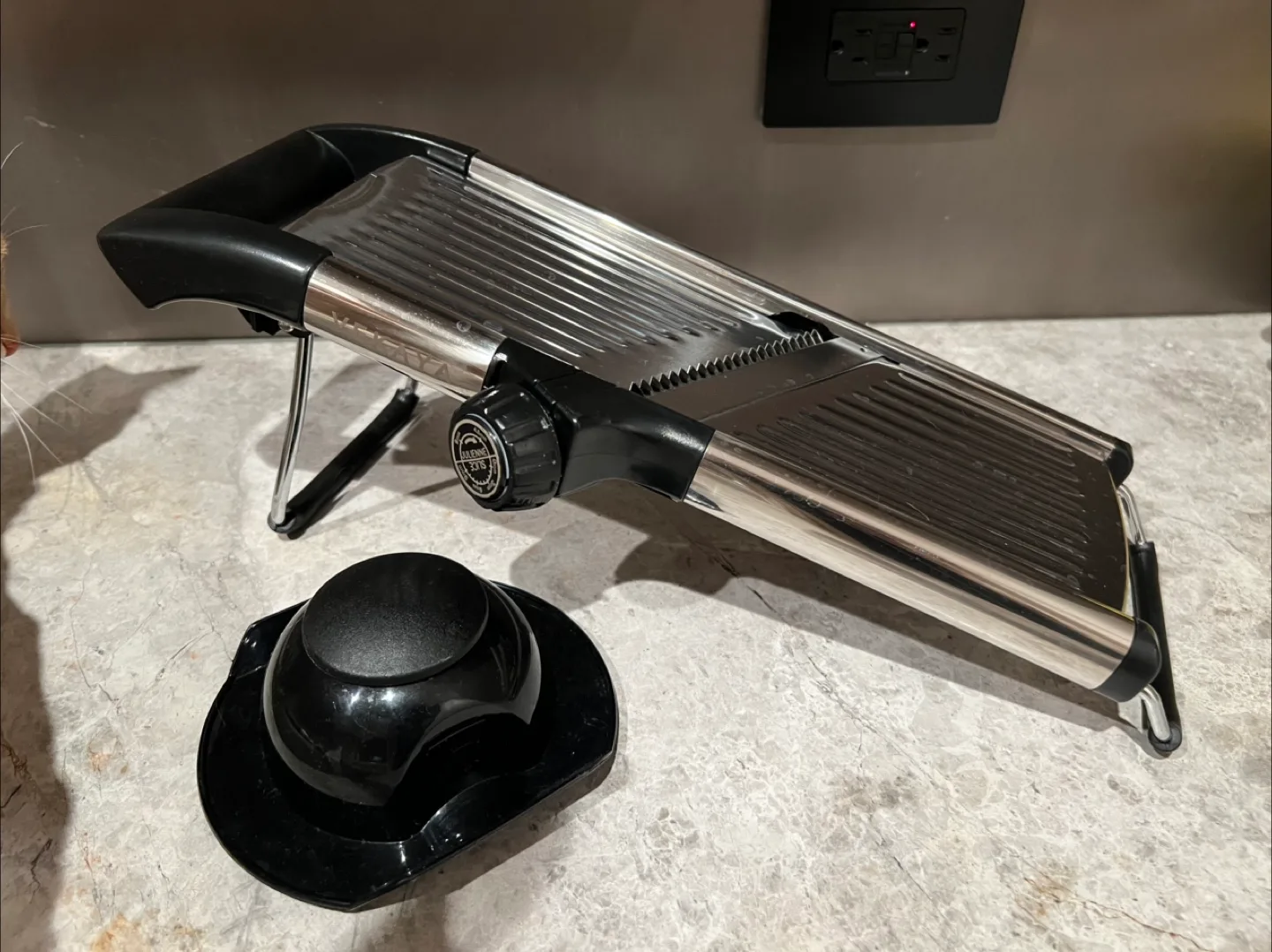 VEKAYA Mandoline Slicer with Holder thumbnail