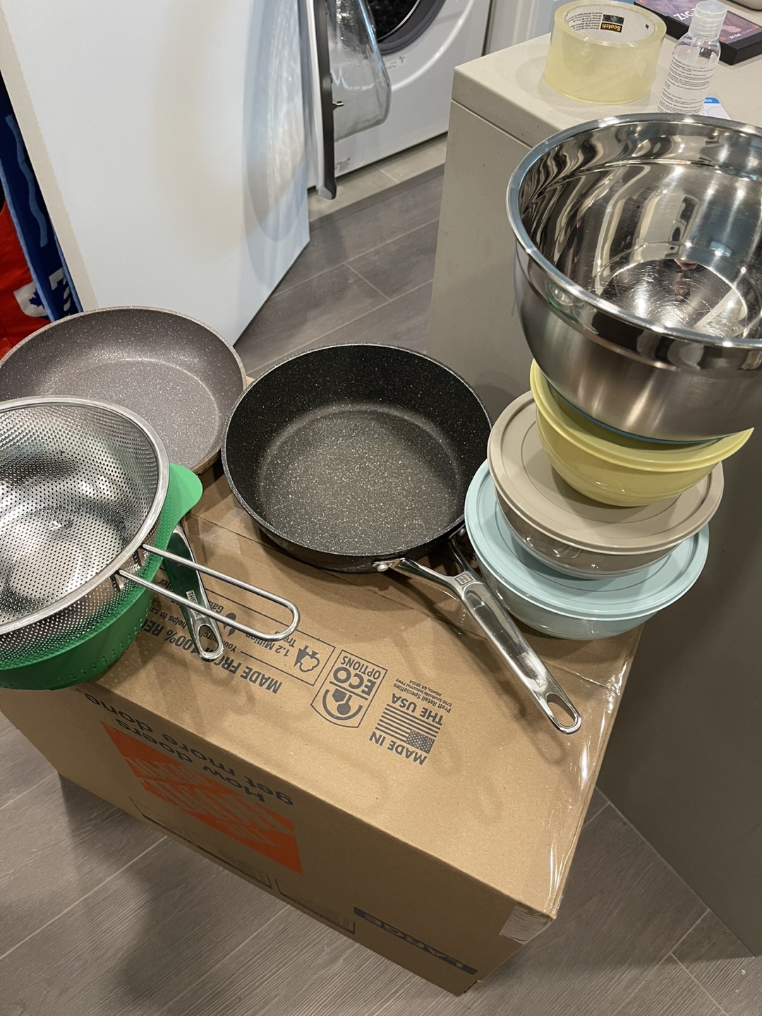 Kitchen Bundle: Cookware, Bowls & Colanders