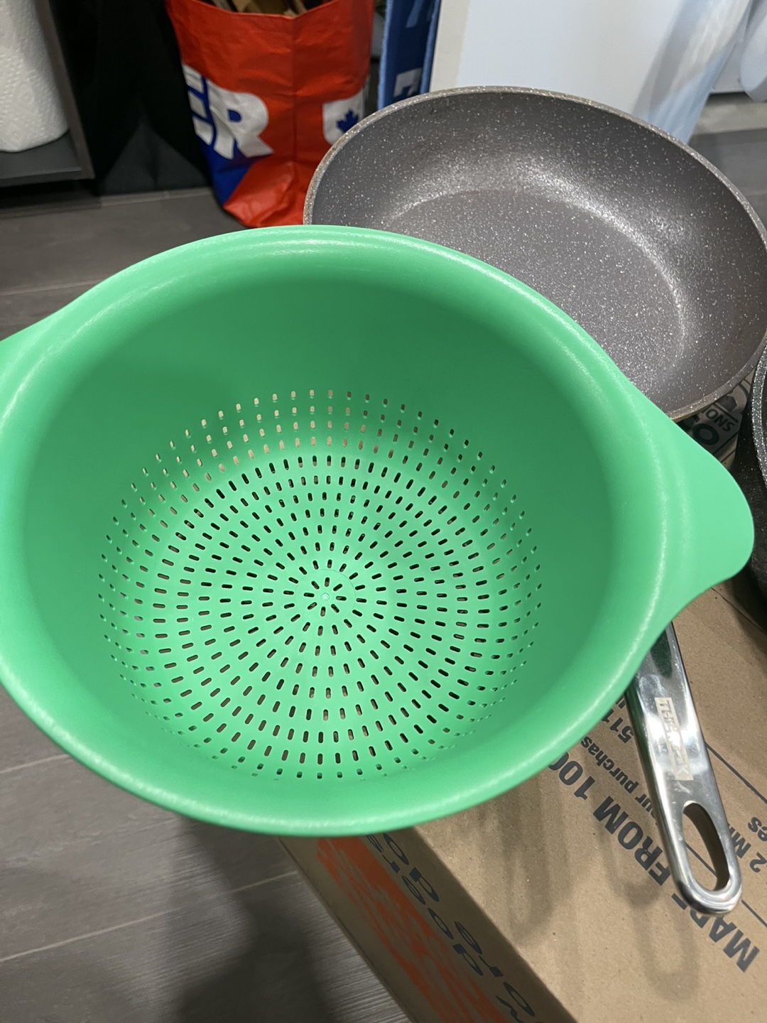 Kitchen Bundle: Cookware, Bowls & Colanders - photo 3