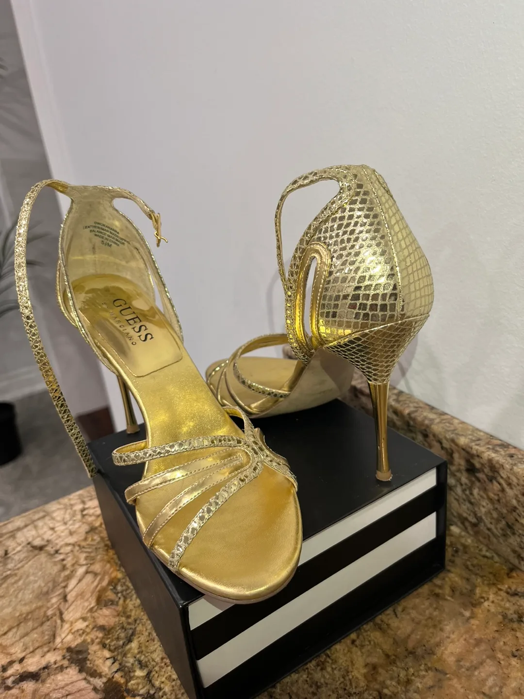 Gold Guess Heels Size 5.5 image indicator(4)