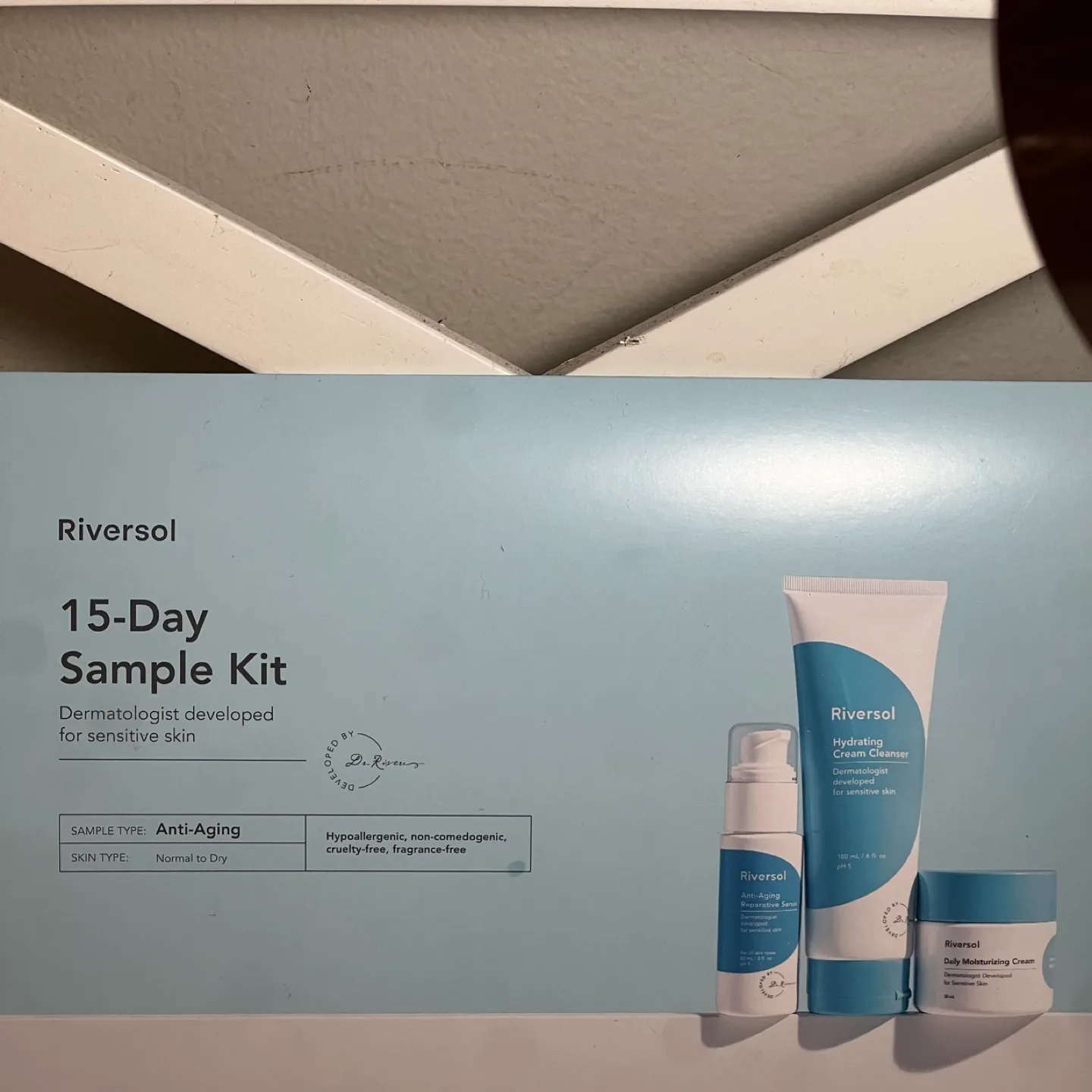 Riversol 15-Day Sample Kit for Sensitive Skin thumbnail