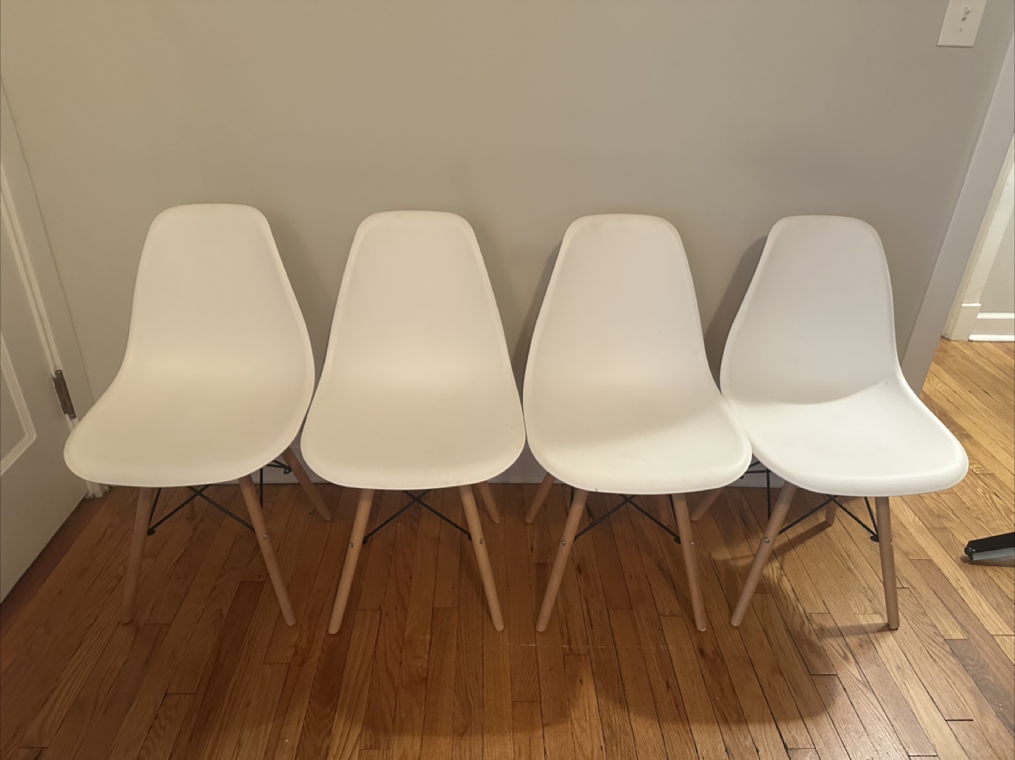 Farmhouse Style Dining Table with Four Chairs - photo 4