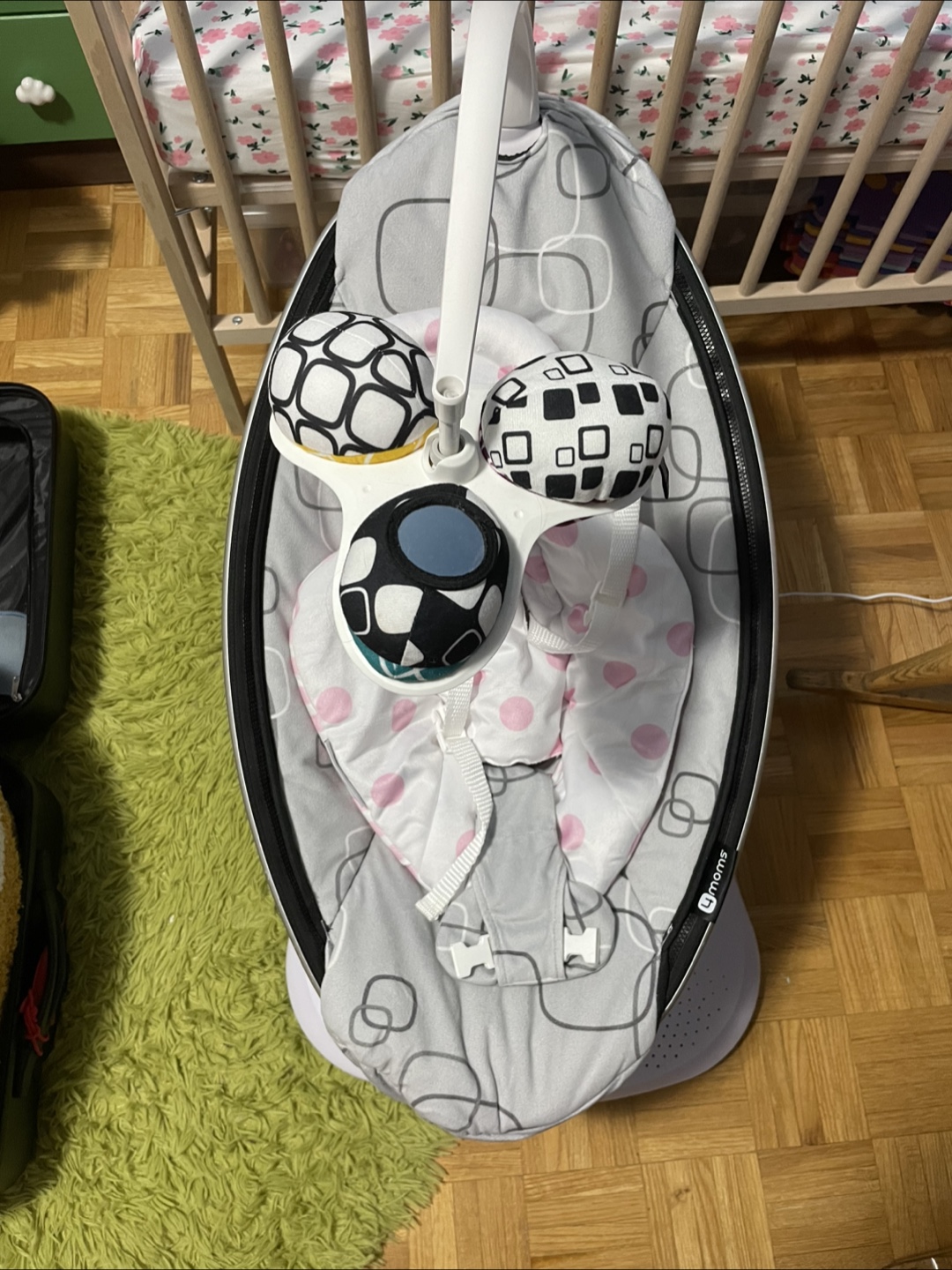 4moms mamaRoo Baby Swing - Gently Used