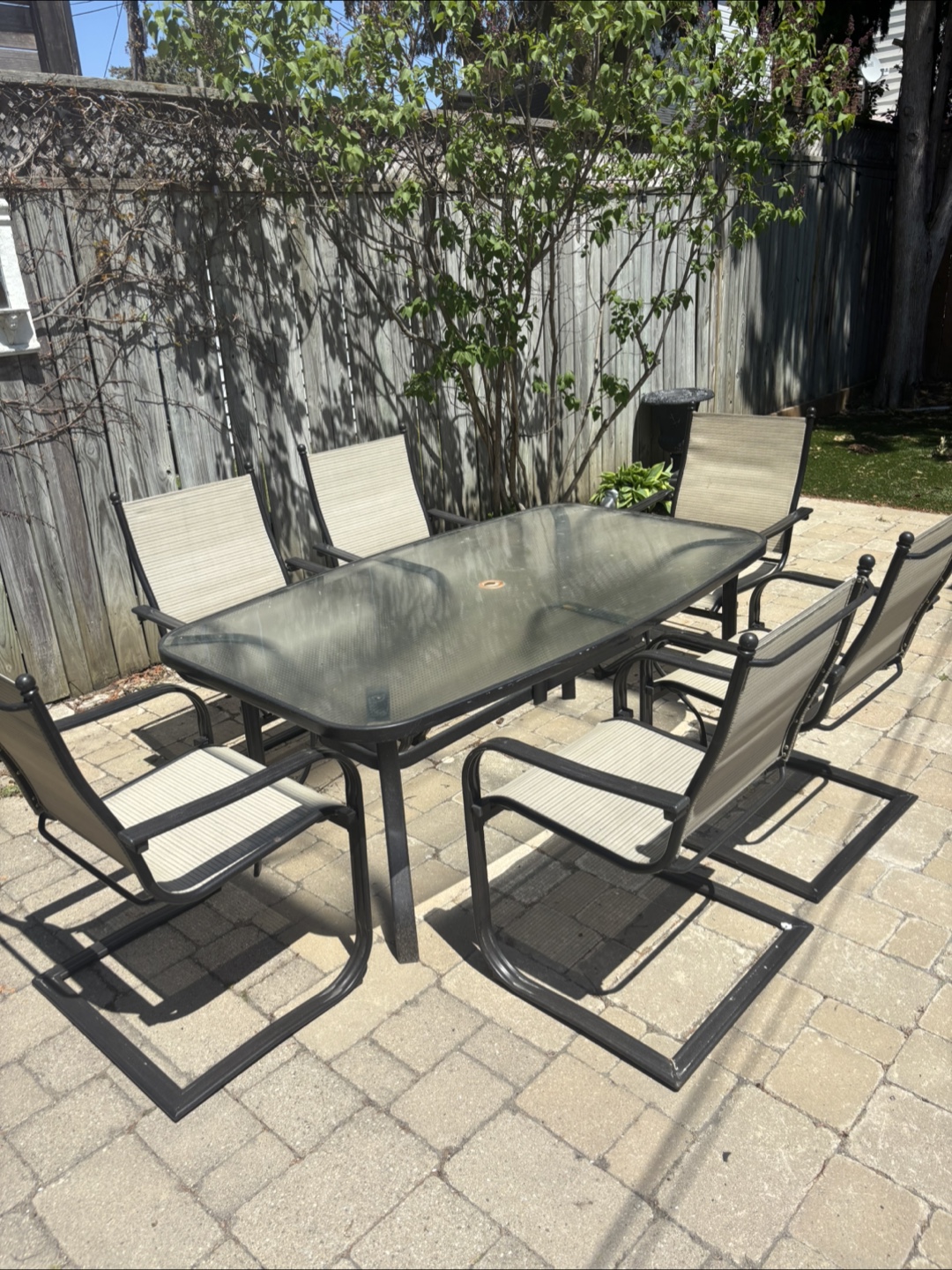 Outdoor Patio Set - 6 Chairs & Table - photo 2